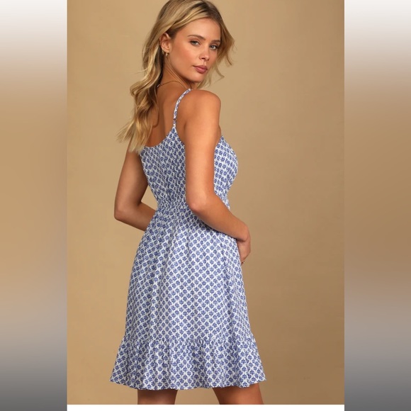 NWOT Lulus Grecian getaway dress - Picture 3 of 3